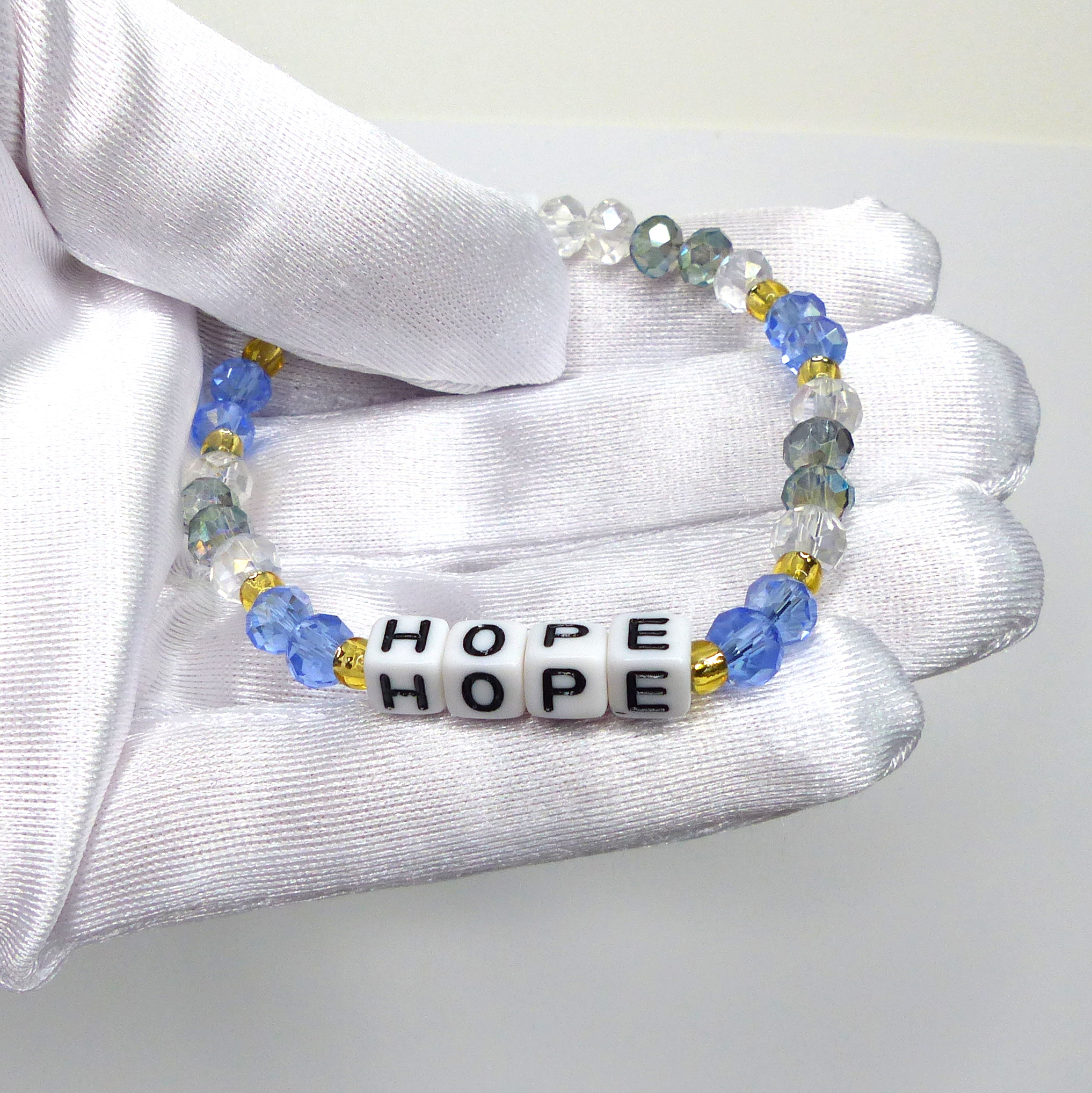 Náramek "HOPE" = naděje