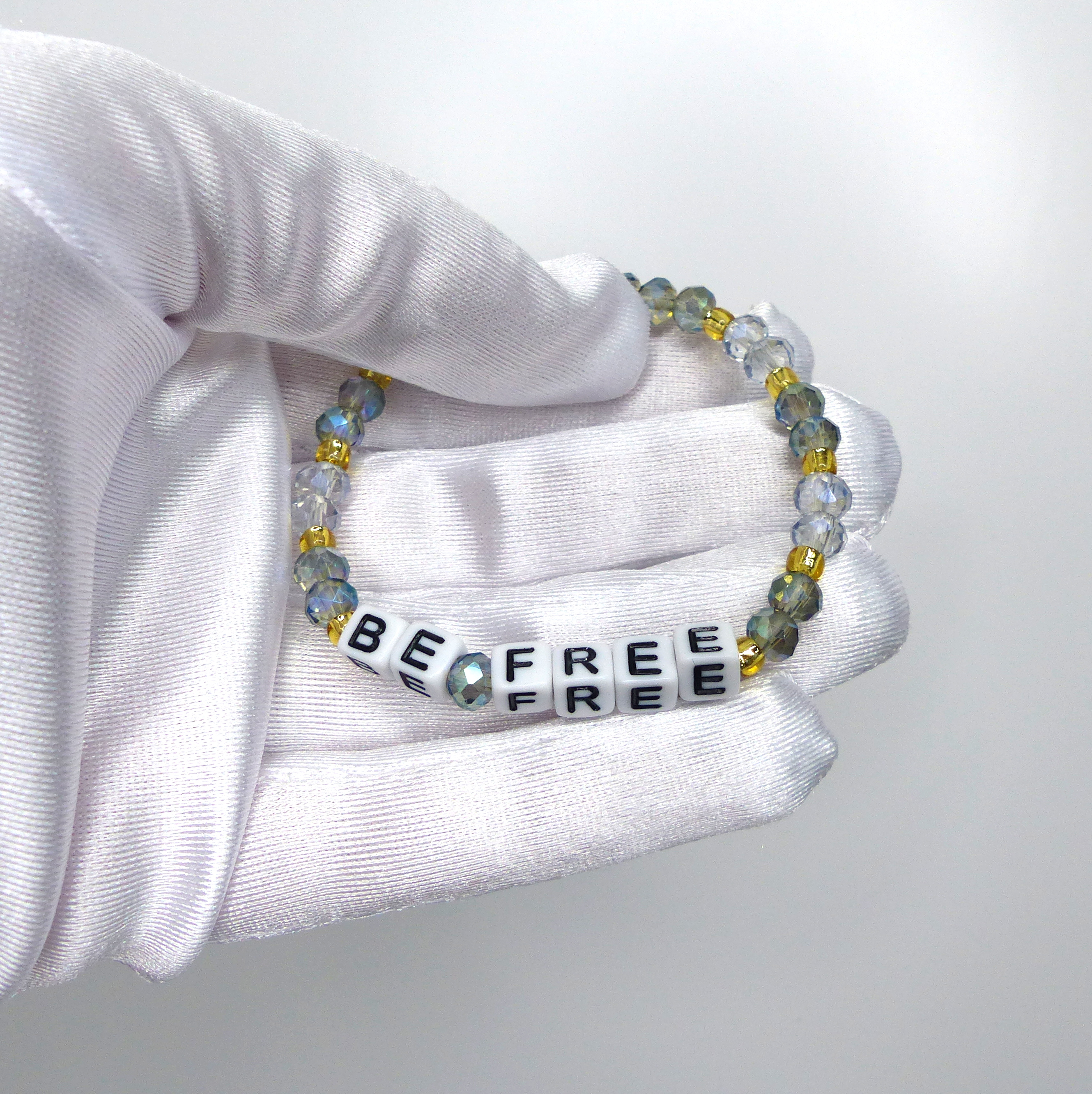 Náramek "BE FREE" = být volná