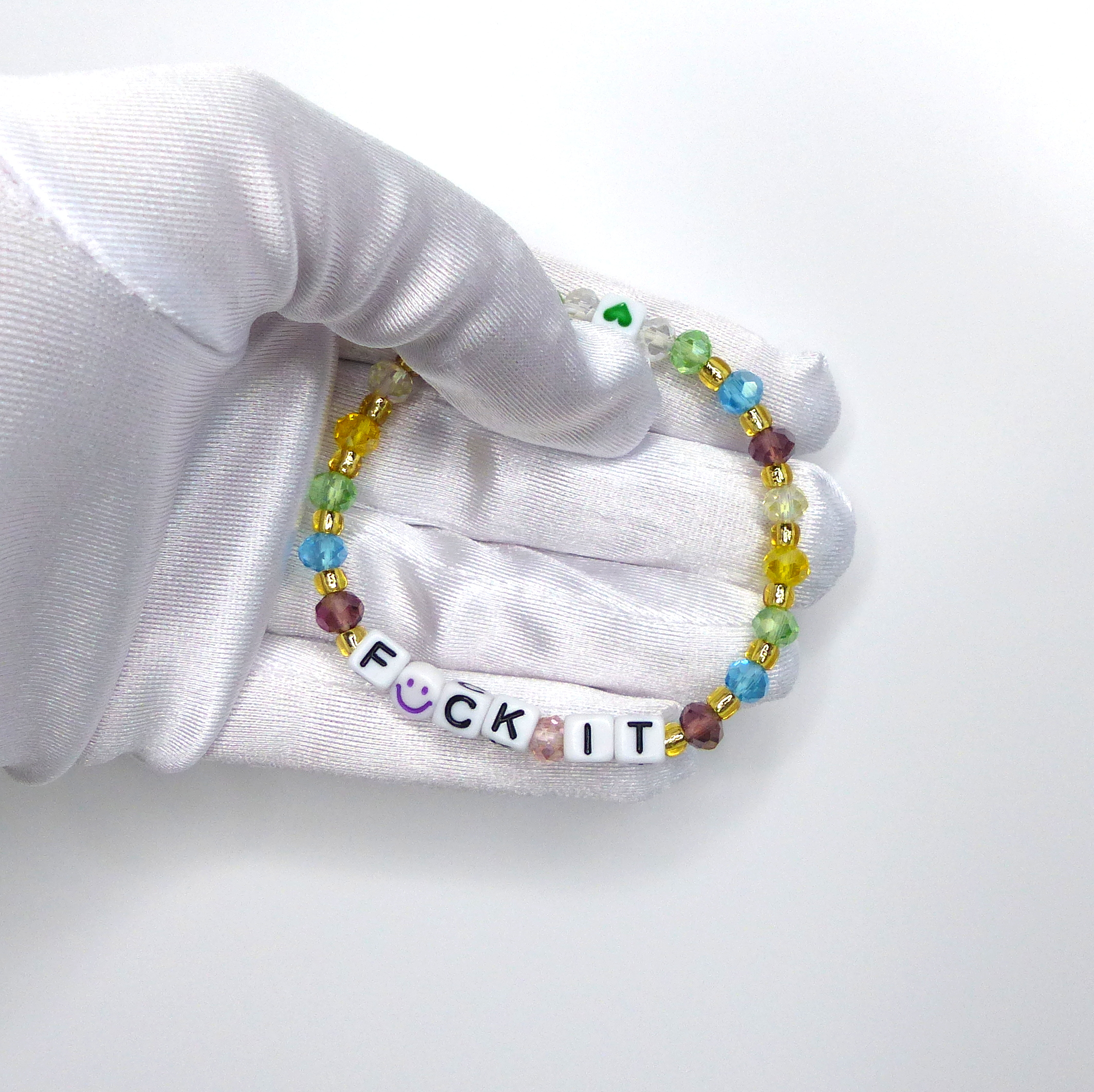 Náramek "F*CK IT" = s*ru na to